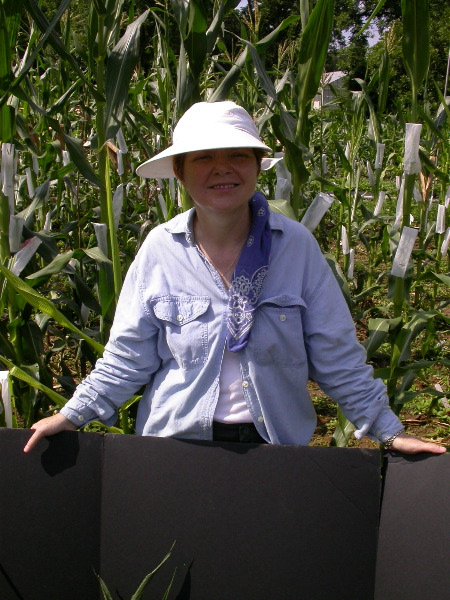 1602_Bobbye_318G_3038