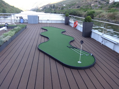 putting