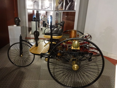 motorized trike