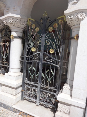 gate