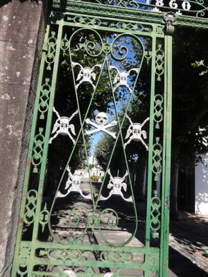 gates