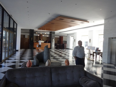 lobby1