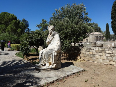 statuary