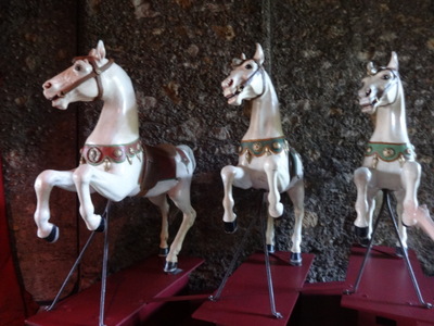 horses