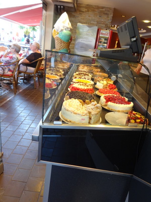 cakes