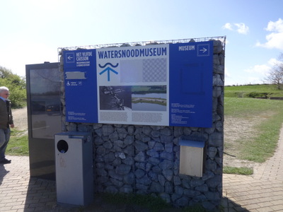 museum sign