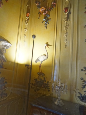 yellow room