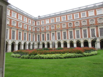 fountain court